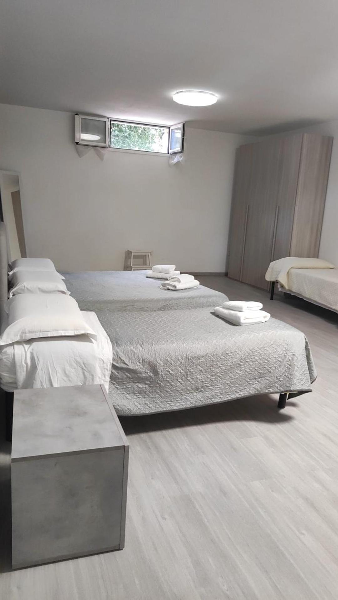 B&B La Pace Ardea Bagian luar foto
